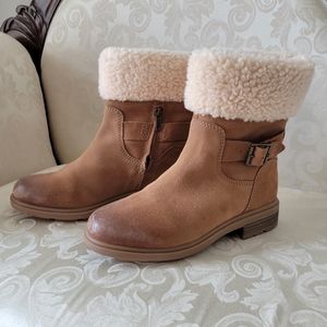 UGG with Harrison cuff suede boots